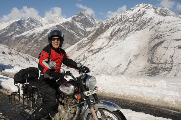 voyage-moto-inde-himalaya-himachal-pradesh-rothang-royal-enfield Royal Enfield route du col du Rothang La - Voyage moto du Kinnaur au Spiti, Himachal pradesh, Inde, Himalaya